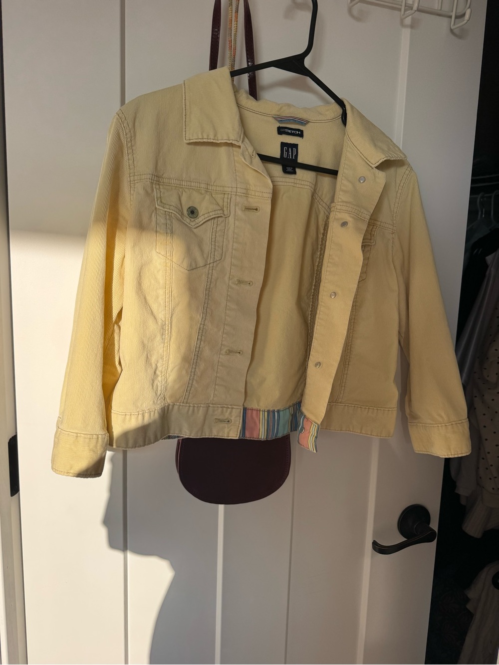 GAP women’s ' Yellow Denim Jacket